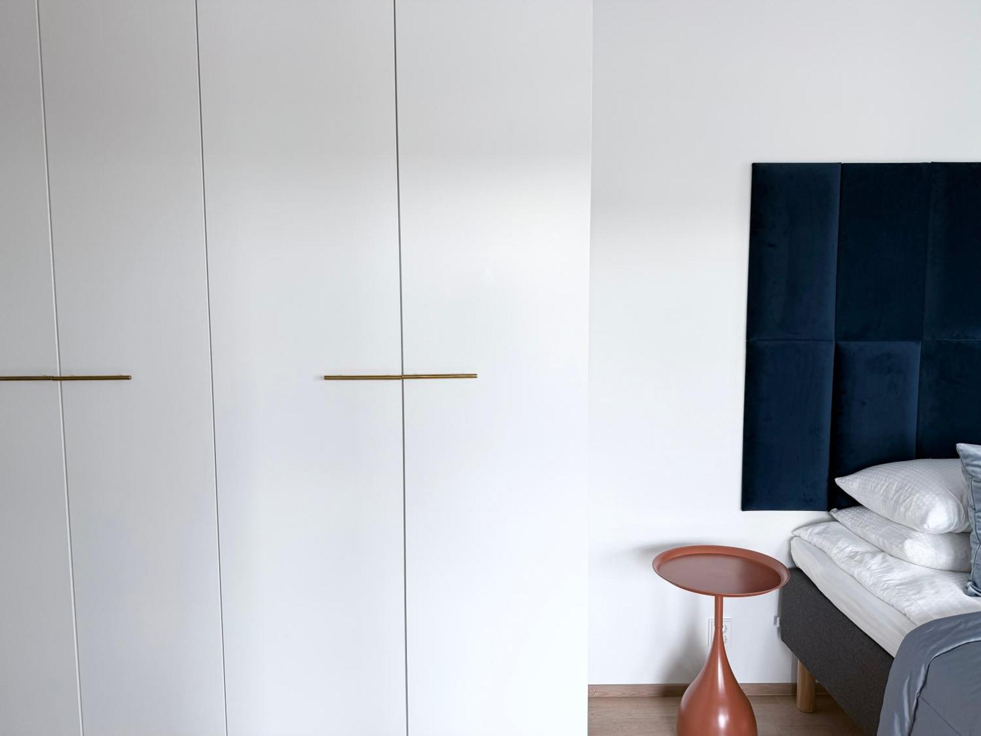Spacious Railway Station Apartment *